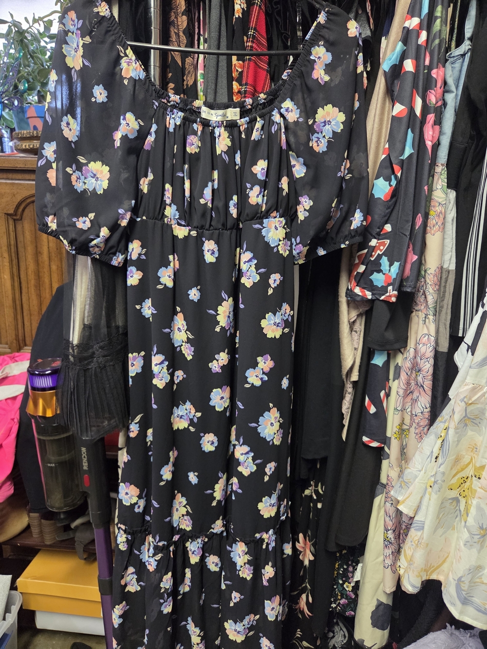 Floral Puff-Sleeve Maxi Dress - Black
